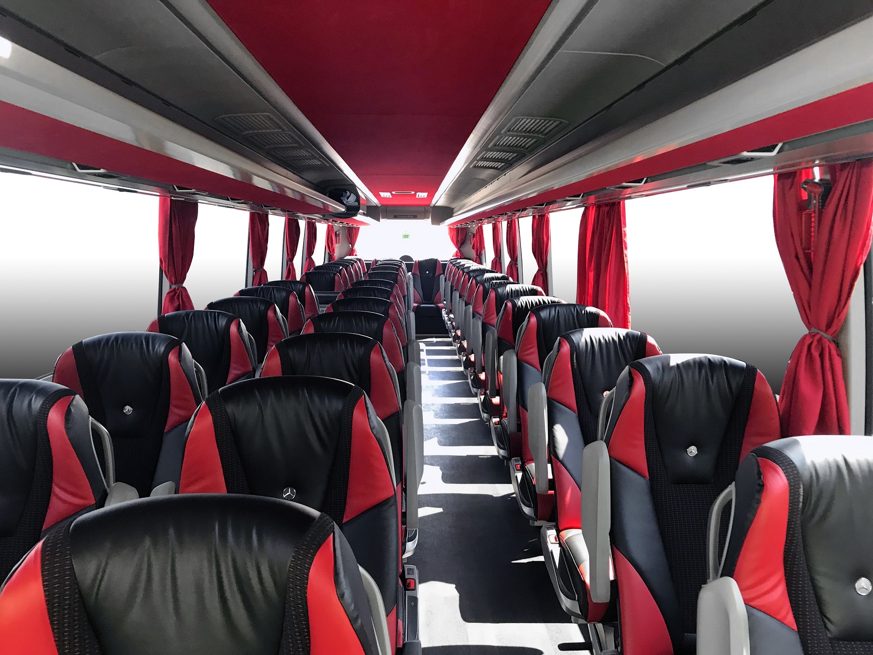 Mercedes-Benz Travego М